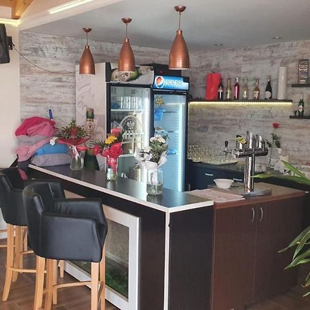 Pensiune Restaurant Ovidiu Valea lui Mihai Exterior photo